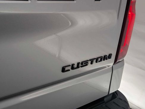 Used 2021 Chevrolet Silverado 1500 Custom w/ LPO, Dark Essentials Package image 15