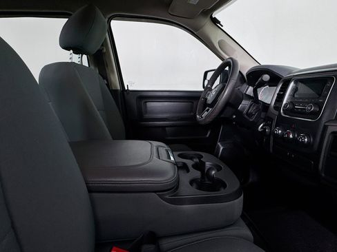 Used 2018 RAM 1500 ST w/ SXT Appearance Group image 26