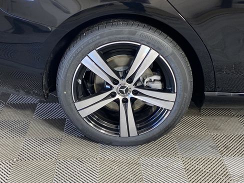 Certified 2025 Mercedes-Benz C 300 4MATIC Sedan image 9