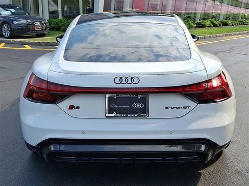 Used 2022 Audi RS e-tron GT w/ Carbon Performance Package image 12