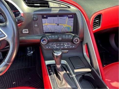Used 2016 Chevrolet Corvette Z06 w/ 3LZ Preferred Equipment Group RWD image 19