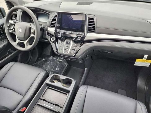 Used 2024 Honda Odyssey Touring image 23