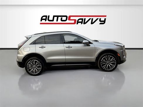 Used 2025 Cadillac XT4 Sport image 8
