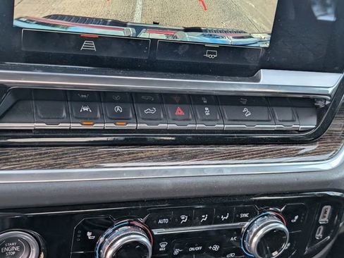 Used 2023 GMC Sierra 1500 Elevation image 17