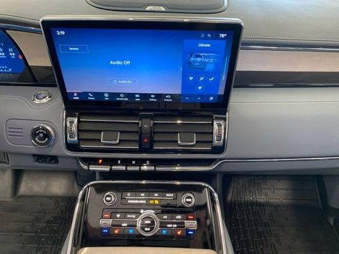 Certified 2022 Lincoln Navigator Black Label image 24