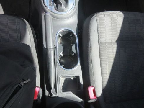 Used 2013 Volkswagen Beetle 2.5 image 19