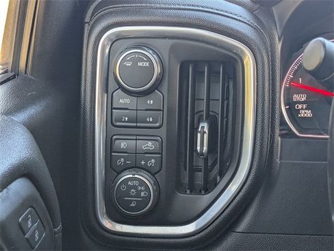 Used 2021 Chevrolet Silverado 1500 LT Trail Boss image 26