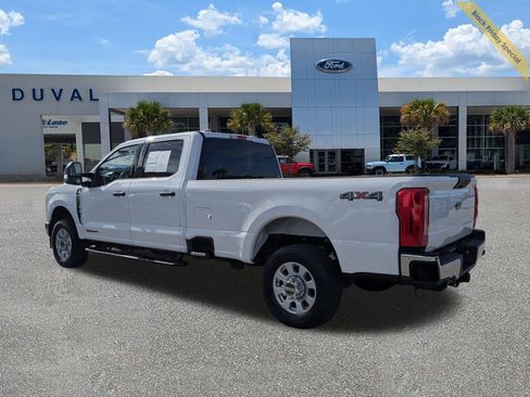 Used 2024 Ford F350 XLT image 24