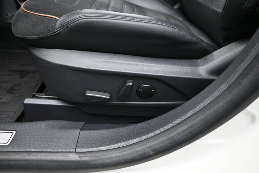 Used 2022 Ford Mustang Mach-E GT AWD/4WD image 10