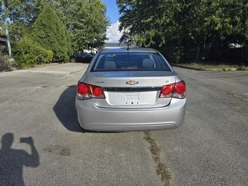 Used 2013 Chevrolet Cruze LT image 4