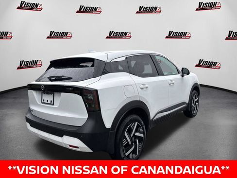 Certified 2025 Nissan Kicks SV w/ Charging Package FWD image 5