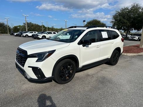 Used 2023 Subaru Ascent Onyx Edition Limited image 13