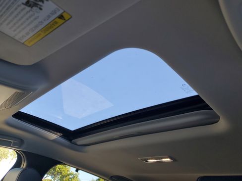 Used 2025 MAZDA CX-90 3.3 Turbo w/ Preferred Package image 9