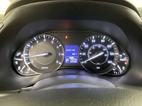 Used 2019 Nissan Armada Platinum w/ Captain's Chairs Package AWD/4WD image 29