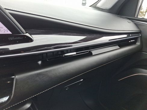 Certified 2023 Cadillac Escalade V image 21