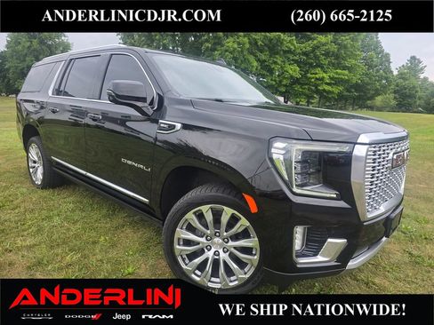 Used 2022 GMC Yukon XL Denali w/ Denali Premium Package AWD/4WD image 1