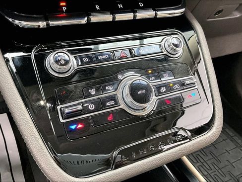 Used 2022 Lincoln Corsair FWD image 31