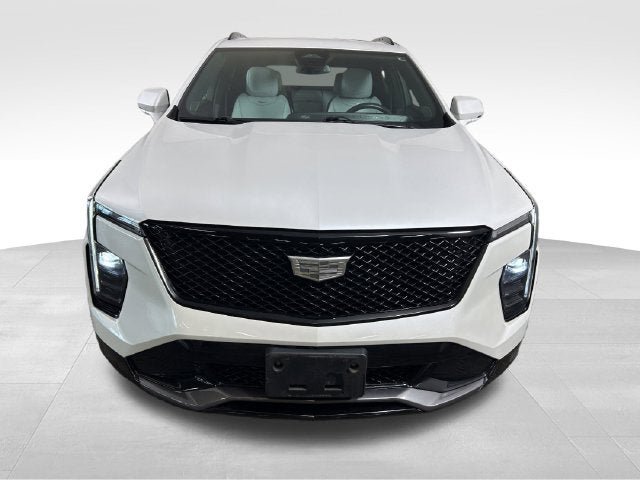 Used 2024 Cadillac XT4 Sport AWD/4WD image 7