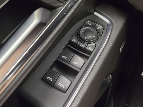 Used 2024 Chevrolet Silverado 2500 LTZ w/ LTZ Plus Package image 39