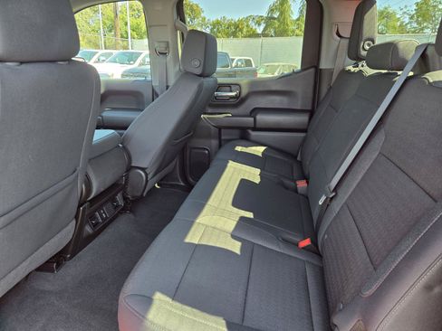 Used 2025 Chevrolet Silverado 1500 Custom Trail Boss w/ Turbomax Blackout Package AWD/4WD image 22