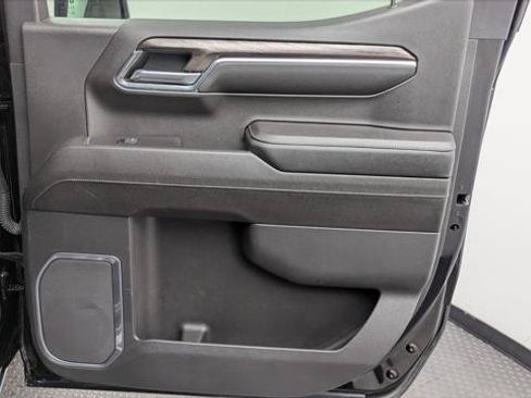 Used 2023 Chevrolet Silverado 1500 LTZ w/ Technology Package RWD image 19