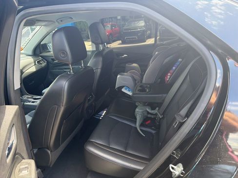 Used 2021 Chevrolet Equinox LT FWD image 17