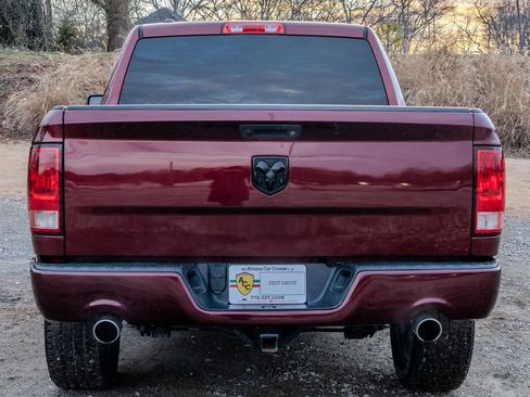 Used 2017 RAM 1500 Express w/ Express Value Package image 4