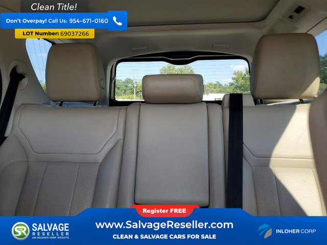 Used 2018 Land Rover Discovery HSE AWD/4WD image 13