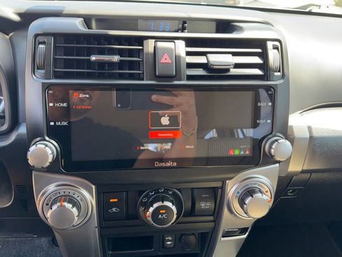 Used 2015 Toyota 4Runner SR5 image 20