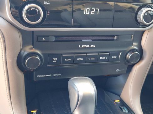 Certified 2023 Lexus GX 460 Premium w/ Premium Package AWD/4WD image 19