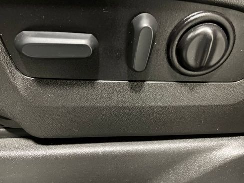 Used 2022 GMC Sierra 2500 AT4 w/ Gooseneck/5TH Wheel Package image 12