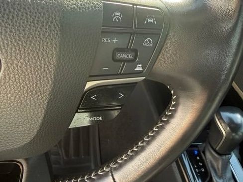Used 2025 Toyota Camry SE w/ Convenience Package FWD image 20