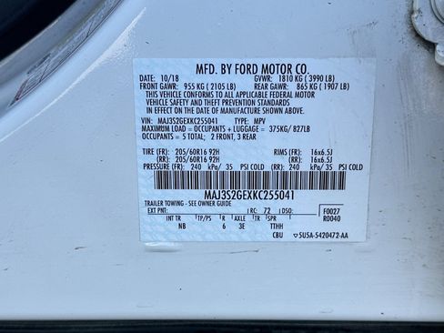 Used 2019 Ford EcoSport SE w/ SE Convenience Package image 34