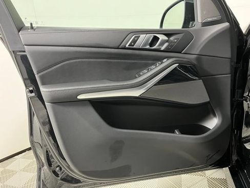 New 2026 BMW X5 xDrive40i w/ M Sport Package AWD/4WD image 9