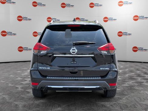 Used 2017 Nissan Rogue SV AWD/4WD image 6