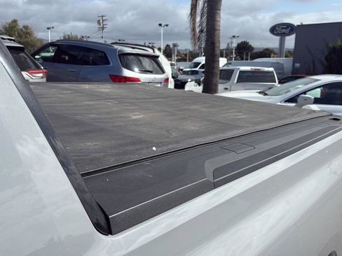 Used 2024 GMC Sierra EV Denali image 12