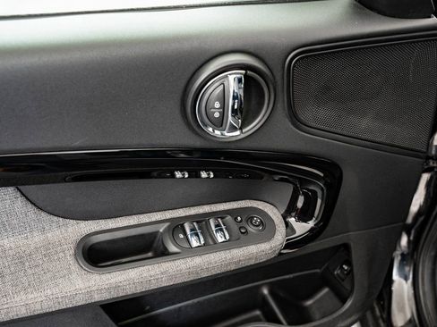 Used 2022 MINI Cooper Countryman S w/ Premium Package image 24