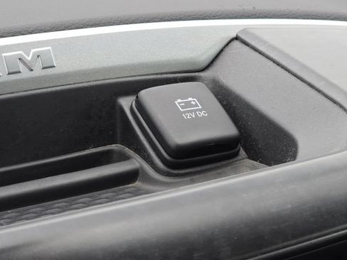 Used 2021 RAM 1500 Big Horn AWD/4WD image 9