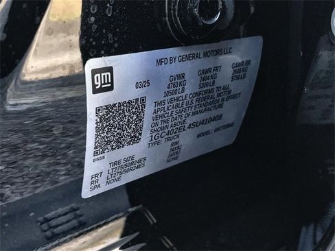 New 2025 Chevrolet Silverado EV RST image 35