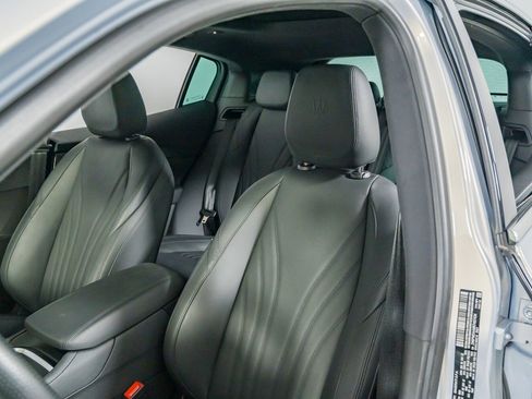 Used 2024 Maserati Grecale GT image 20