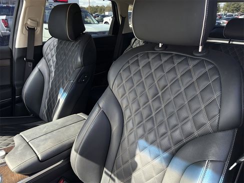 Used 2024 Genesis GV80 3.5T w/ Prestige Package image 13