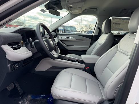 New 2026 Ford Explorer Active w/ Active Comfort Package AWD/4WD image 27