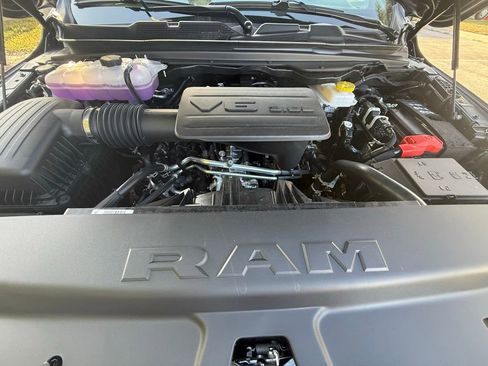 New 2026 RAM 1500 Express image 32
