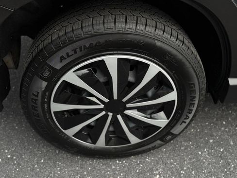 Used 2022 Subaru Forester AWD/4WD image 56