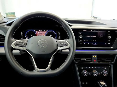 Used 2022 Volkswagen Taos SEL w/ Panoramic Sunroof Package AWD/4WD image 28
