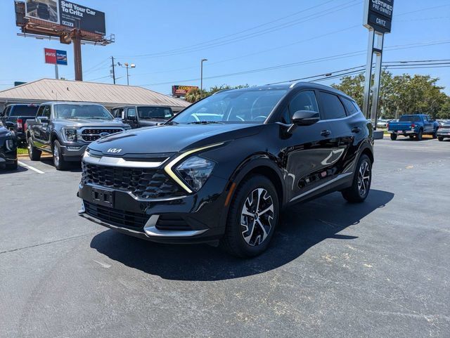Used 2023 Kia Sportage EX AWD/4WD image 9