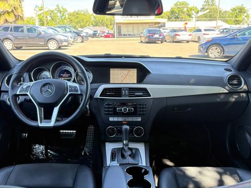 Used 2013 Mercedes-Benz C 250 Sedan image 26