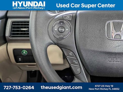 Used 2015 Honda Accord LX image 25