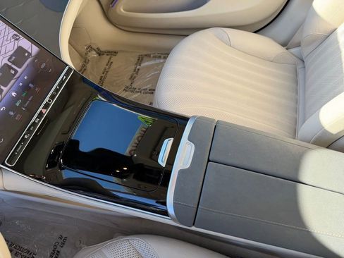 Used 2022 Mercedes-Benz EQS 450+ Sedan image 21