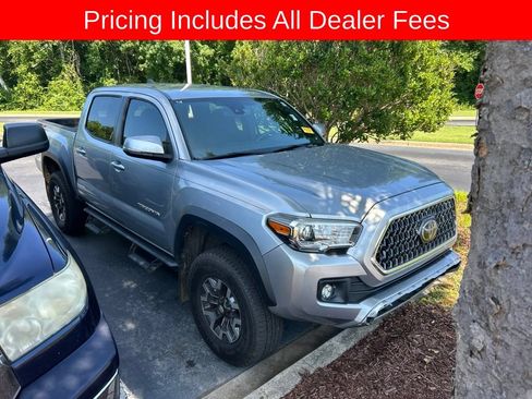 Used 2019 Toyota Tacoma TRD Off-Road RWD image 1